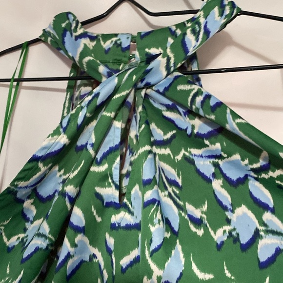SCOOP WO SIZE XXL (20)Green and Blue floralPatterned Halter Dress pleated skirt - Picture 4 of 13